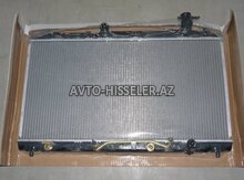 Toyota Camry Su radiatoru 16400-28520
